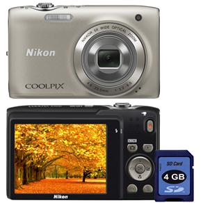 Câmera Digital Nikon Coolpix S3100 Prata c/ 14MP, Zoom Óptico 5x, LCD 2.7", Detector de Faces/Sorrisos e Vídeos em HD (720p) + Cartão SD 4GB