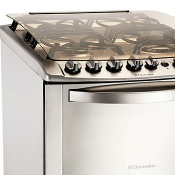Detalhe do fogão Electrolux quatro bocas Celebrate 56DTX Inox fogão Electrolux quatro bocas Celebrate 56DTX Inox detalhe