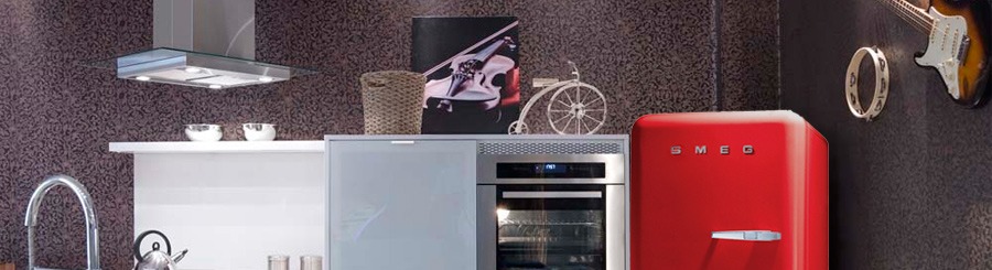 Refrigerador Smeg 1 Porta FAB28URL Anos 50 Refrigerador Smeg 1 Porta FAB28URL Anos 50