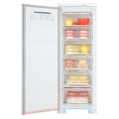 O Freezer FE22 tem cinco cestos Freezer Vertical Electrolux FE22 cestos