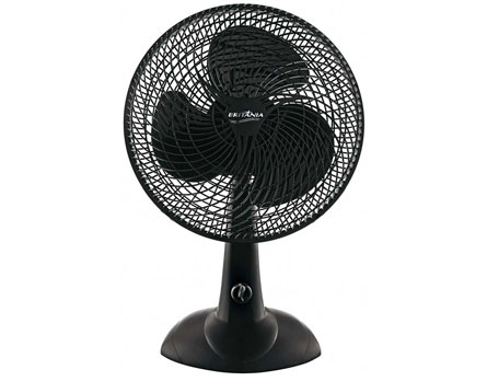 Sistema oscilante e 3 velocidades - Melhor desempenho para amenizar o calor intenso Sistema oscilante e 3 velocidades - Melhor desempenho para amenizar o calor intenso