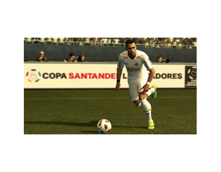 Gráficos de qualidade e atualizados - Expressões faciais detalhadas e novos movimentos de jogo Gráficos de qualidade e atualizados - Expressões faciais detalhadas e novos movimentos de jogo