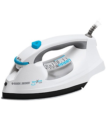 Muita praticidade com esse ferro moderno ferro a vapor Black&Decker X530