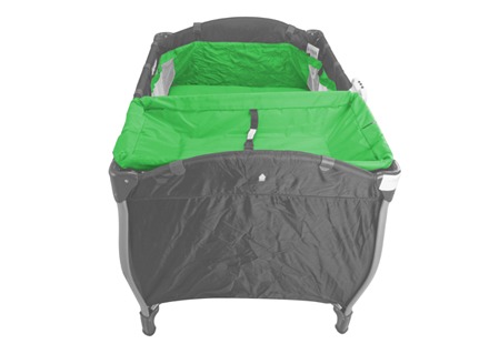 O Berço Desmontável Baby Style Balanço Musical possui rodinhas para facilitar sua locomoção nos ambientes de casa O Berço Desmontável Baby Style Balanço Musical possui rodinhas para facilitar sua locomoção nos ambientes de casa