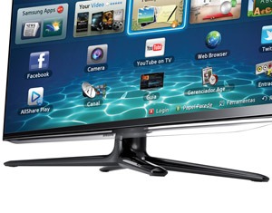 TV LED Samsung Série 6 ES6100 moldura