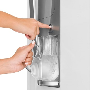 refrigerador Electrolux DW52X Inox dispenser