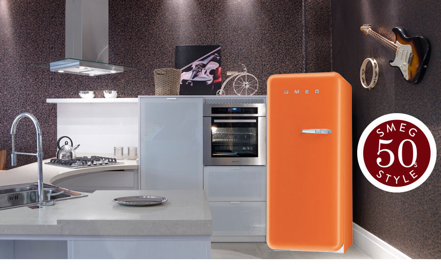 Refrigerador Smeg Anos 50 Laranja Abertura Esquerda