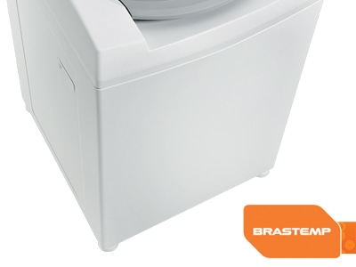 Lavadora Brastemp com pés antiderrapantes
