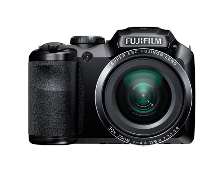 câmera FujiFilm FinePix S4800 de frente