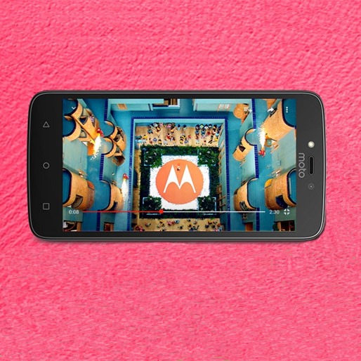 Smartphone Motorola Moto C Plus processador tecnologia 4g internet
