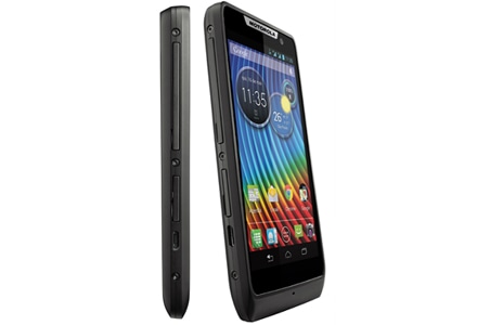 motorola razr com tecnologia BSI e HDR