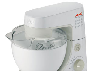 Potência de sobra para o melhor resultado das receitas - A batedeira da Arno é extremamente potente na hora de misturar diferentes tipos de ingredientes