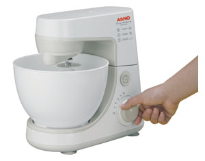 Início mais suave para receitas bem preparadas - A batedeira planetária Arno possui o exclusivo recurso Soft Start