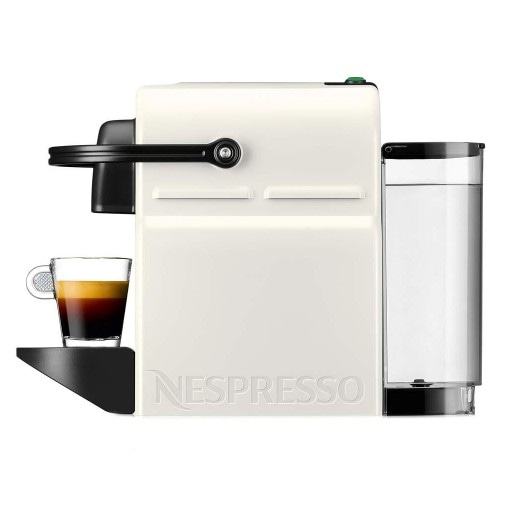 Nespresso com reservatório de 700ml