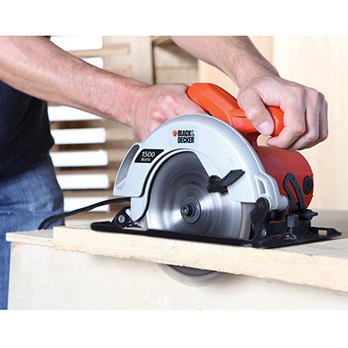 Serra Circular Black&Decker CS1024 empunhadura dupla