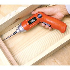 parafusadeira a bateria Black&Decker 9036P versatilidade