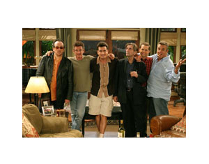 Two and a Half Men com Legendas  - Assista a série com legendas em Português, Inglês, Espanhol ou Francês