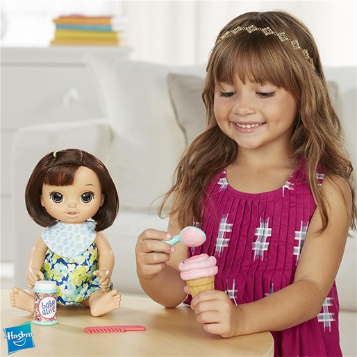 Diversos acessórios Boneca Hasbro Baby Alive Sobremesa Mágica acessórios brincadeira menina